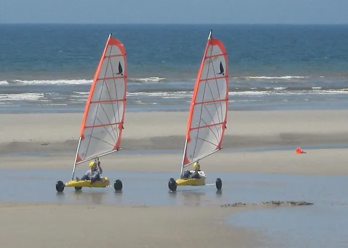 F1 Dunkerque Centre Saint Pol Sur Hotel 3*