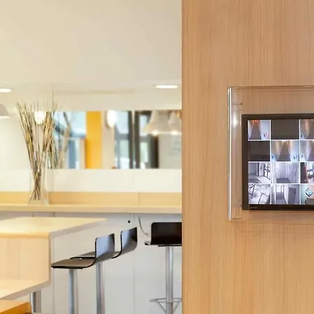 Hotel F1 Dunkerque Centre Saint Pol Sur 3*