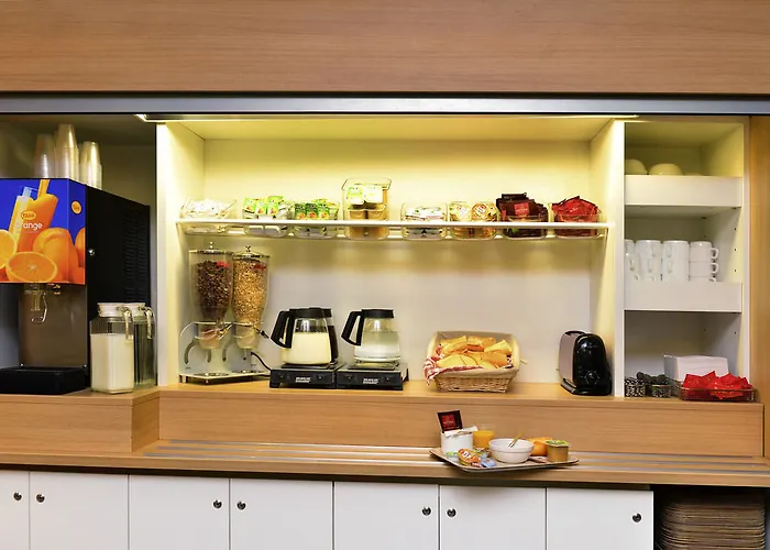 Hotel F1 Dunkerque Centre Saint Pol Sur 3*