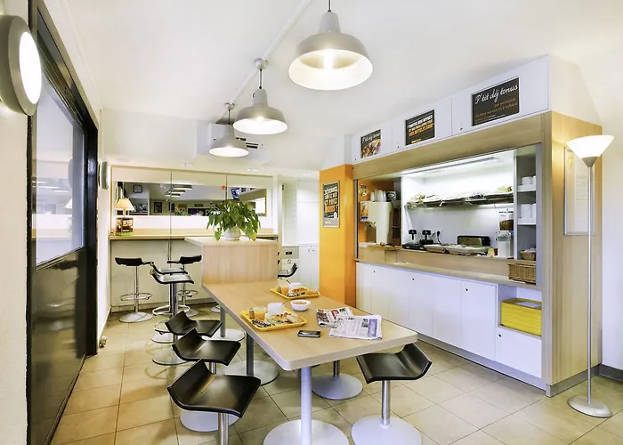 Hotel F1 Dunkerque Centre Saint Pol Sur 3*